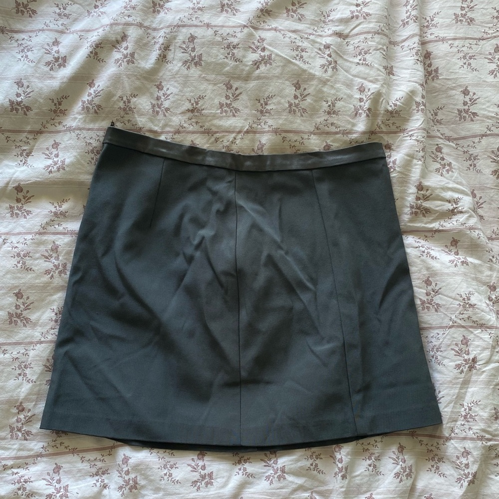 caché vintage grey mini skirt